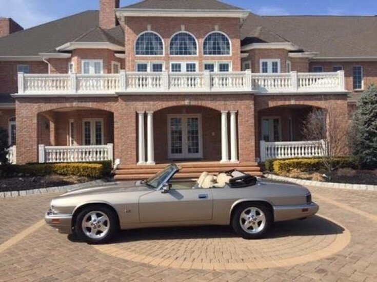 Thumbnail Photo undefined for 1995 Jaguar XJS V6 Convertible